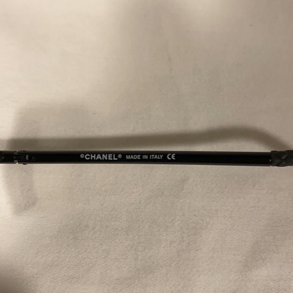 RARE- VINTAGE RIMLESS CHANEL GLASSES - Picture 9 of 10